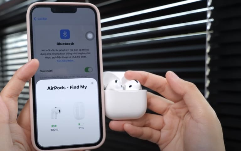 Gi&aacute;o vi&ecirc;n phạt học sinh tự ch&iacute;ch kim ti&ecirc;m v&agrave;o tay ngay trong nh&agrave; trường - Ảnh 1.