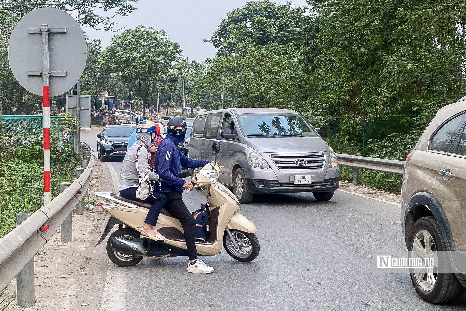 H&agrave; Nội: Loạt xe m&aacute;y bị xử l&yacute; khi đi v&agrave;o cao tốc Đại lộ Thăng Long- Ảnh 6.