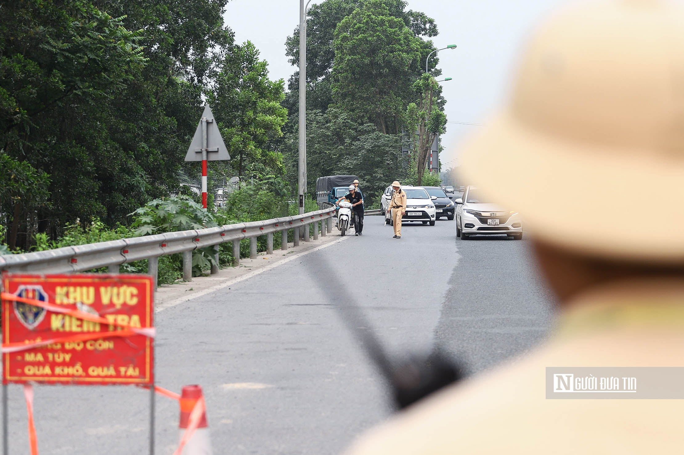 H&agrave; Nội: Loạt xe m&aacute;y bị xử l&yacute; khi đi v&agrave;o cao tốc Đại lộ Thăng Long- Ảnh 3.