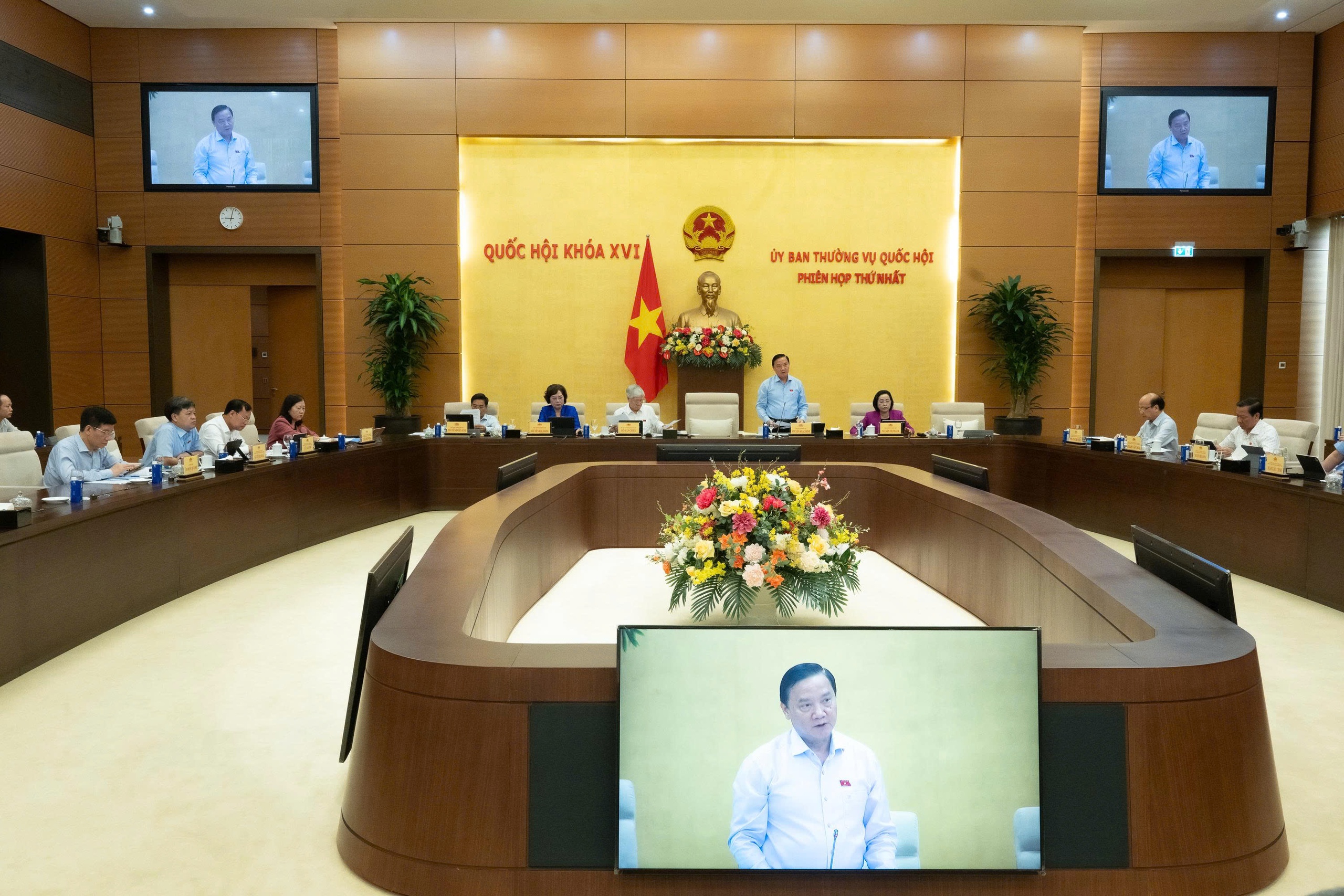 Đề xuất thực hiện thí điểm chế định luật sư công trong 2 năm- Ảnh 3.