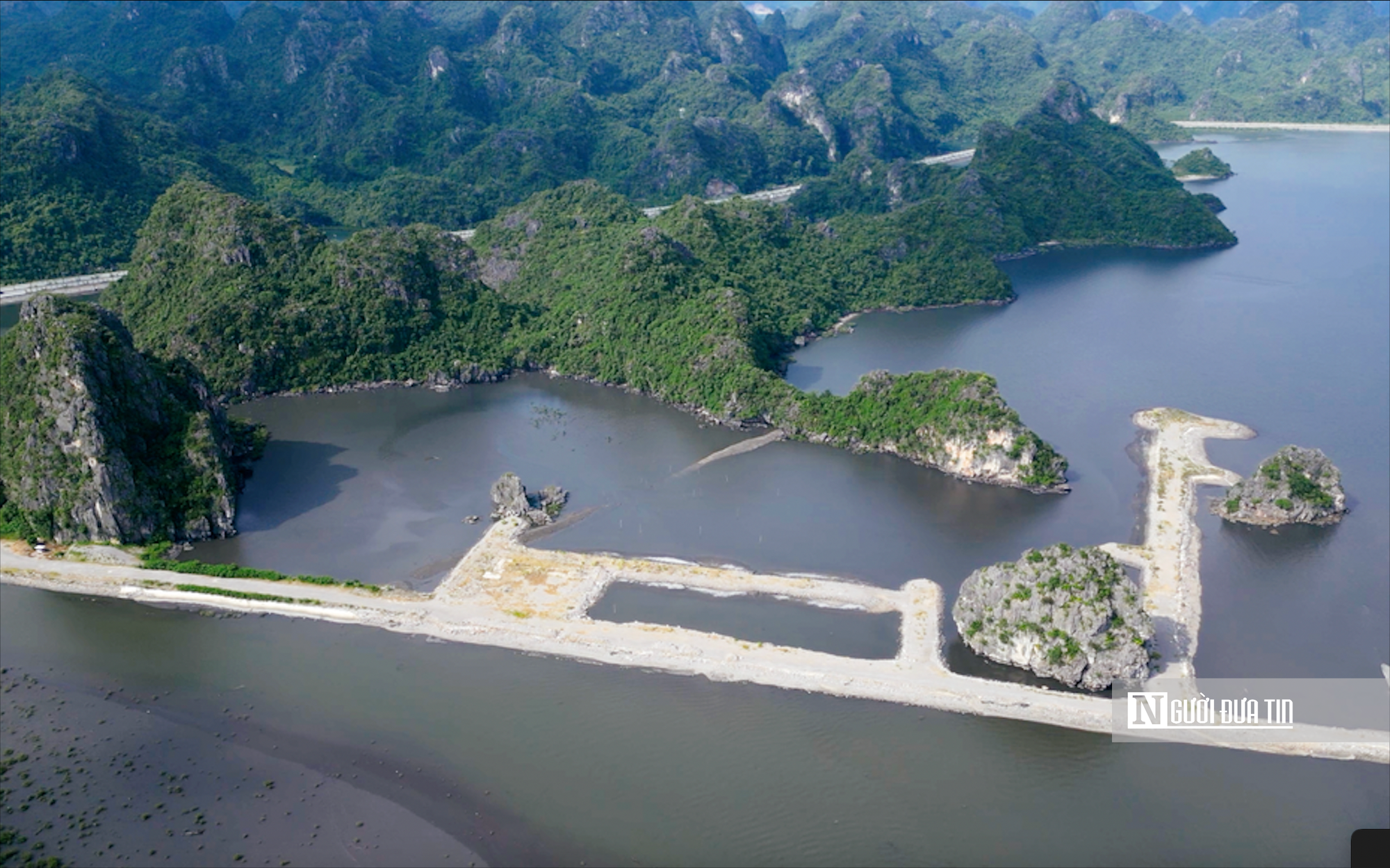 Bộ Chính trị đồng ý chủ trương thành lập thành phố Quảng Ninh trực thuộc Trung ương - Ảnh 2.