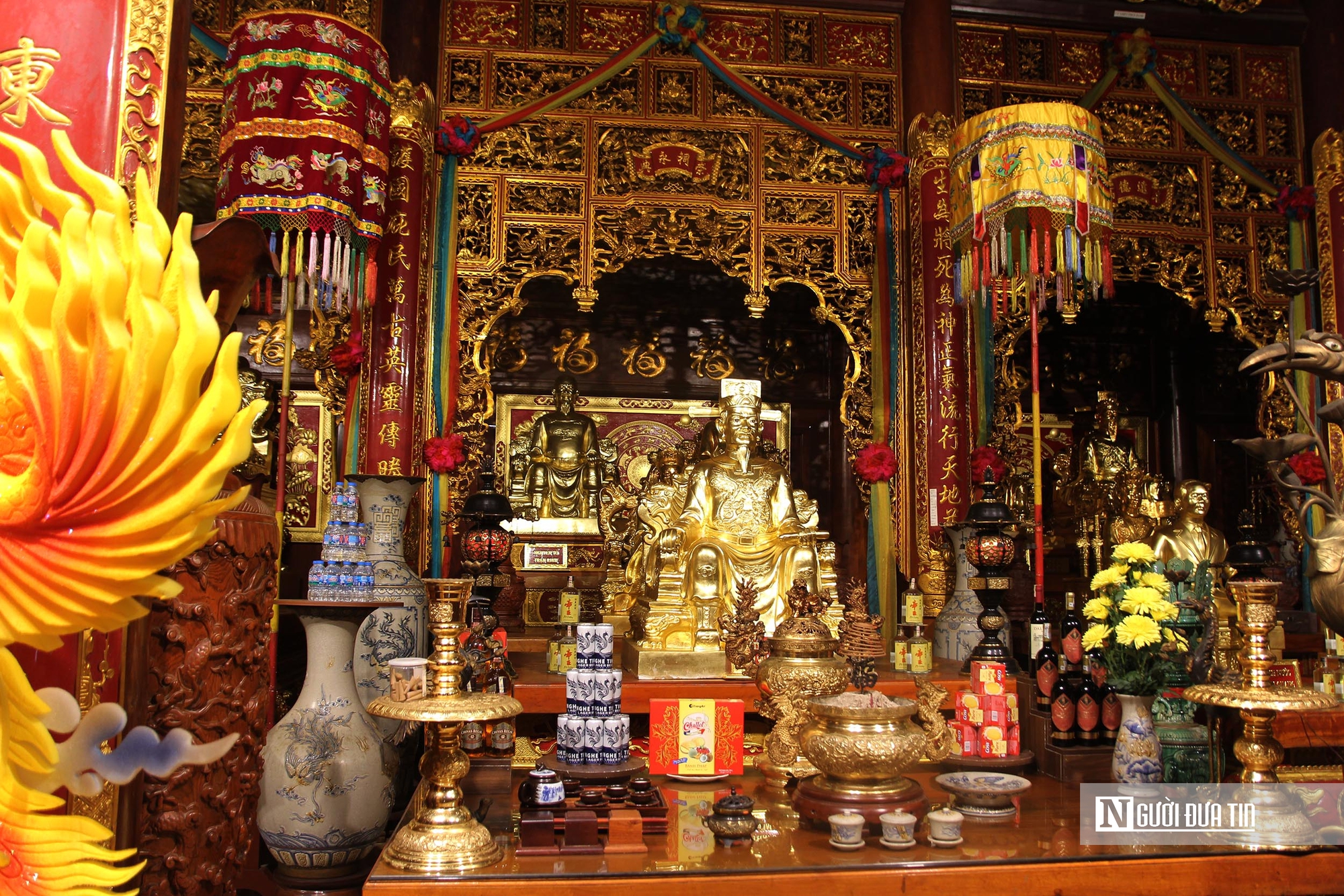 Mục sở thị những pho tượng d&aacute;t v&agrave;ng tại ng&ocirc;i đền giữa l&agrave;ng qu&ecirc; H&agrave; Tĩnh- Ảnh 9.