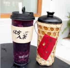 Thức uống &ldquo;g&acirc;y sốc&rdquo; khiến d&acirc;n mạng vừa r&ugrave;ng m&igrave;nh vừa muốn thử - Ảnh 1.