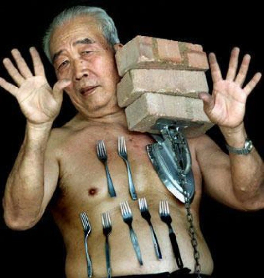 &ldquo;Người nam ch&acirc;m&rdquo; h&uacute;t kim loại bằng cơ thể: B&iacute; ẩn g&acirc;y tranh c&atilde;i của dị nh&acirc;n ch&acirc;u &Aacute; - Ảnh 1.