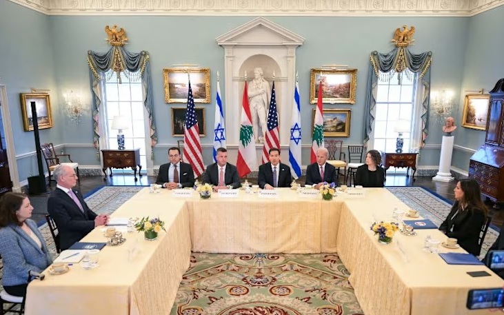 Siết chặt hỏa lực: Nga đ&aacute;nh thẳng c&aacute;c điểm trung qu&acirc;n v&agrave; vũ kh&iacute; Ukraine - Ảnh 1.