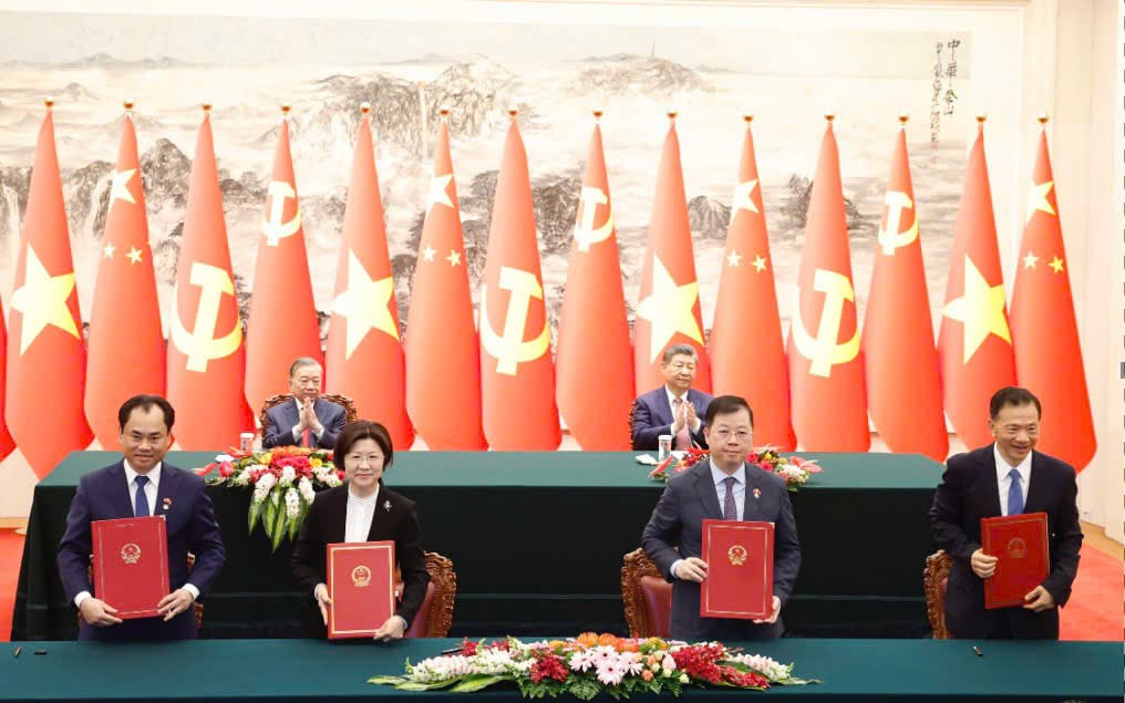 Việt Nam và Trung Quốc ký nghị định thư kiểm dịch cho bưởi, chanh xuất khẩu