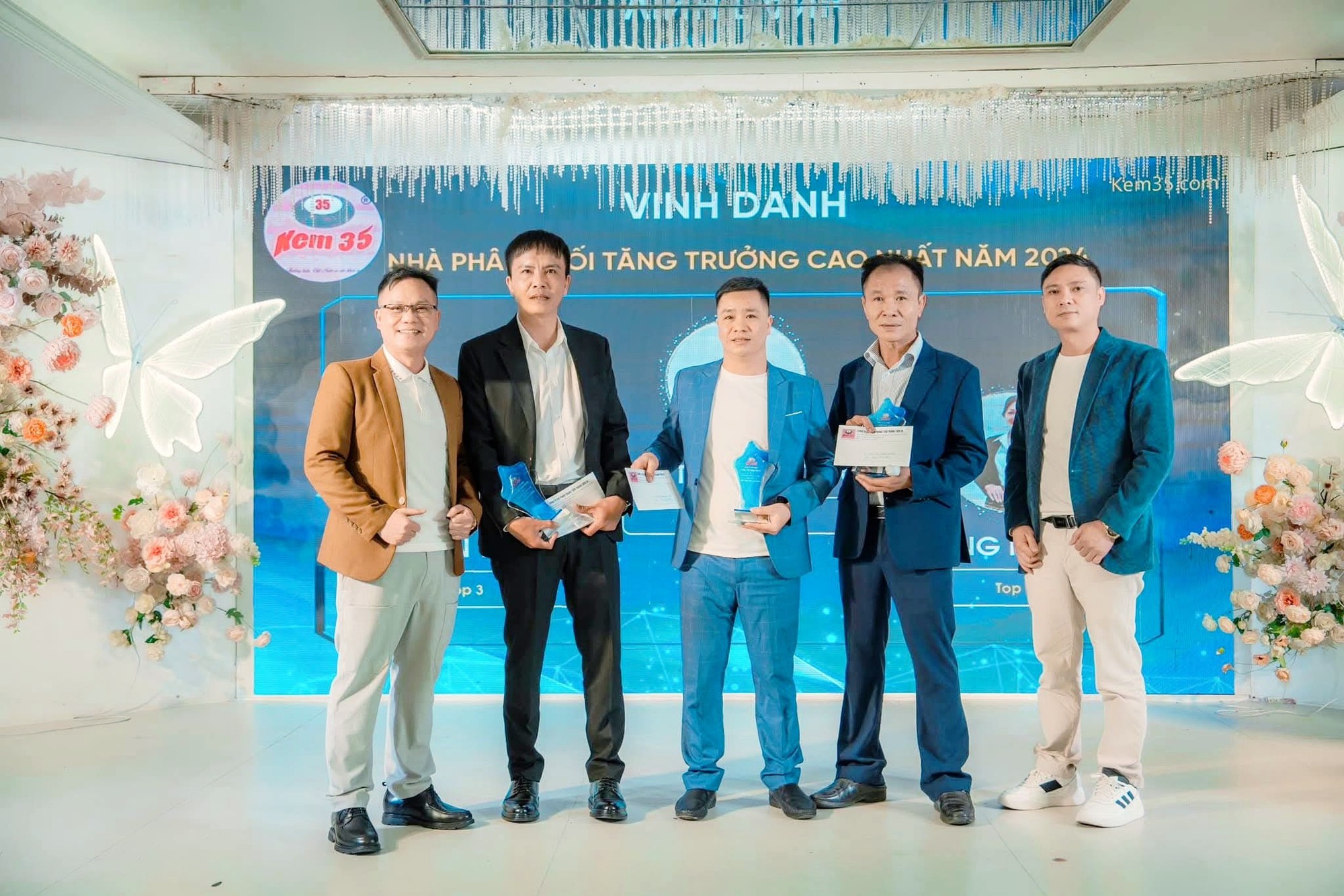 Nhà phân phối Kem 35 nói gì về việc chuyển nhượng chủ sở hữu thương hiệu? - Ảnh 2.