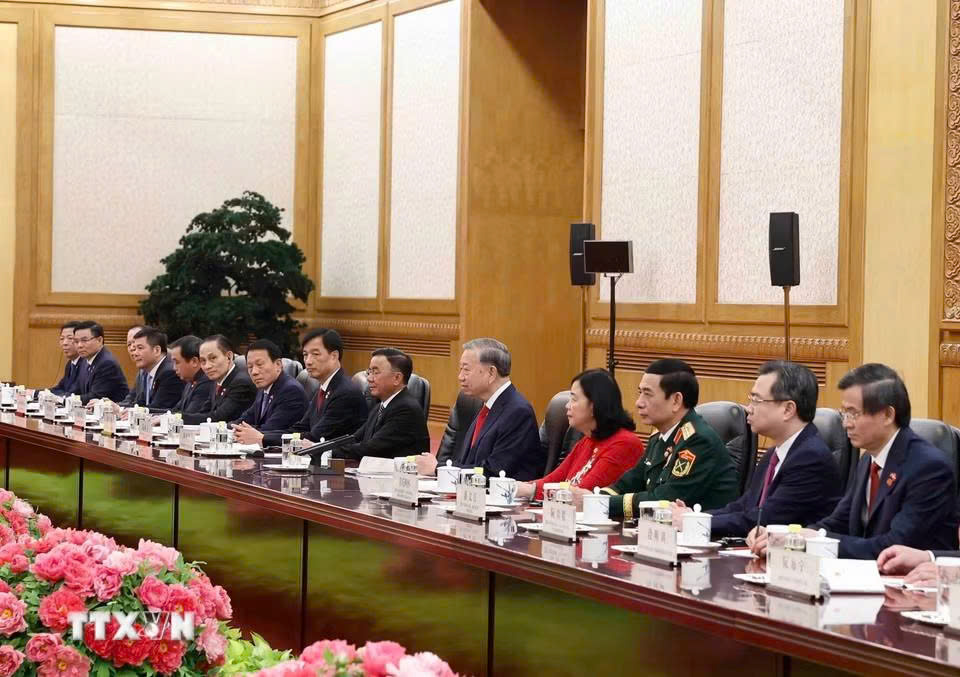 Đoàn kết chặt chẽ, tăng cường tin cậy chiến lược, kết nối phát triển, nâng tầm quan hệ Việt - Trung - Ảnh 3.