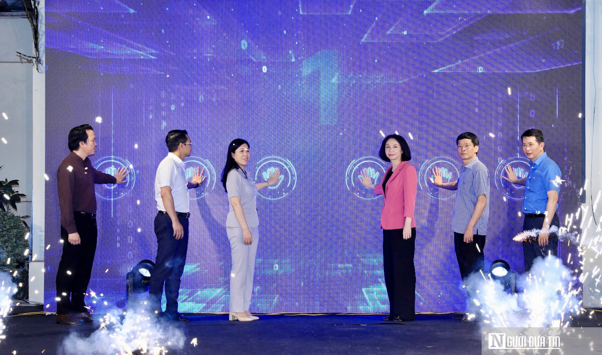 Hà Nội ra mắt cổng thông tin để người dân tố cáo vi phạm an toàn thực phẩm- Ảnh 4.