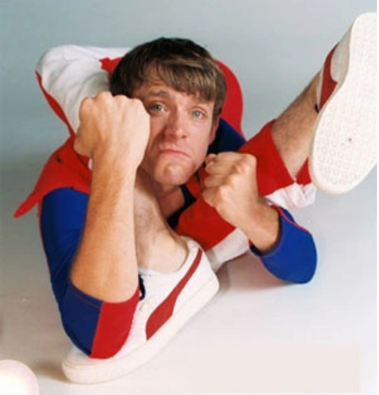 Dị nh&acirc;n &ldquo;người cao su&rdquo; v&agrave; h&agrave;nh tr&igrave;nh ph&aacute; vỡ mọi giới hạn cơ thể  - Ảnh 5.