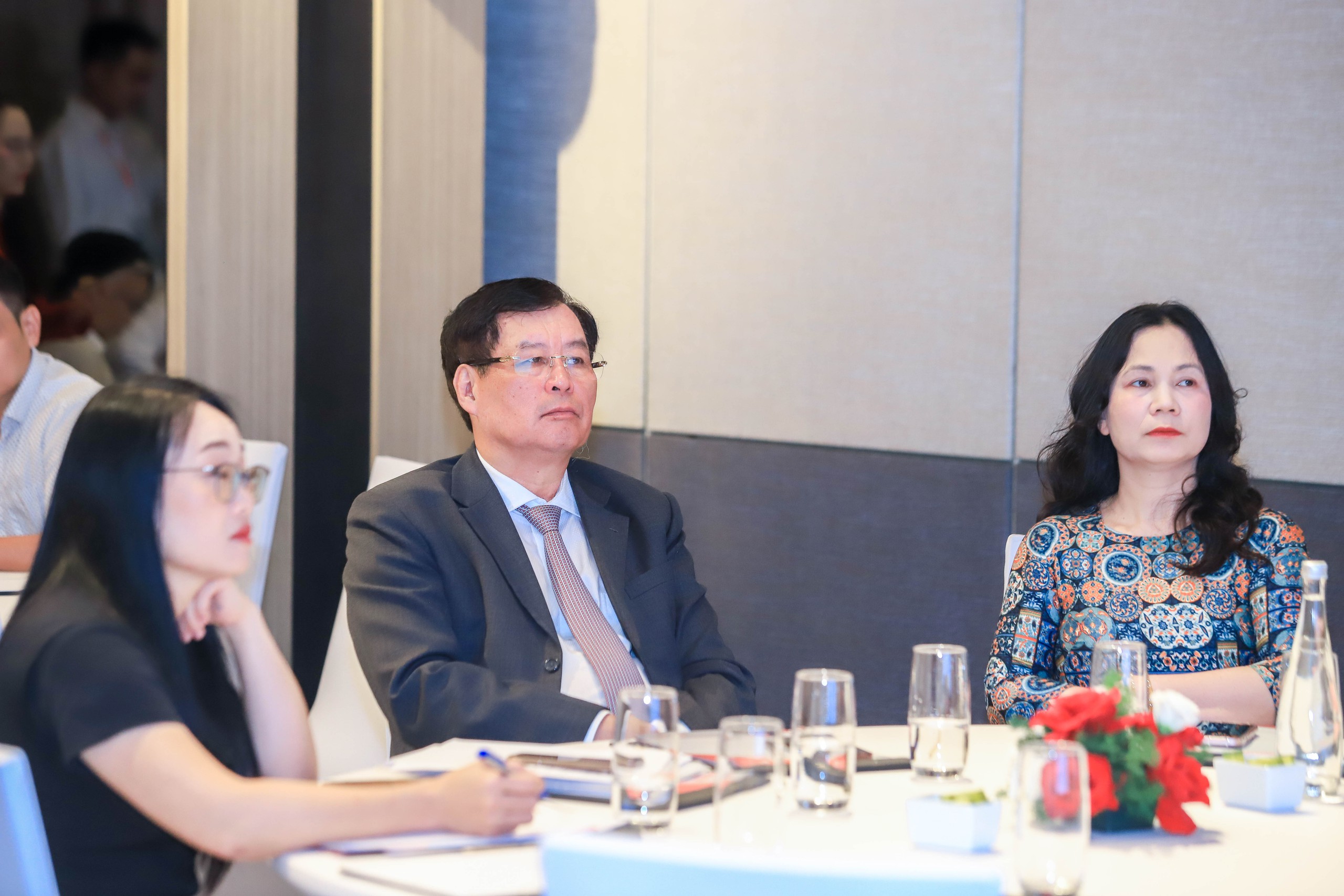 Báo chí đáp ứng yêu cầu thông tin, tuyên truyền trong kỷ nguyên mới - Ảnh 4.