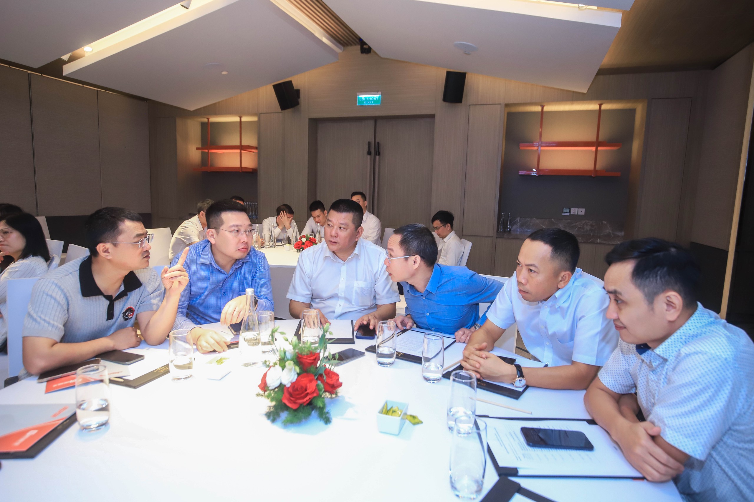 Báo chí phải không ngừng đổi mới về tư duy, nội dung và phương thức hoạt động - Ảnh 3.