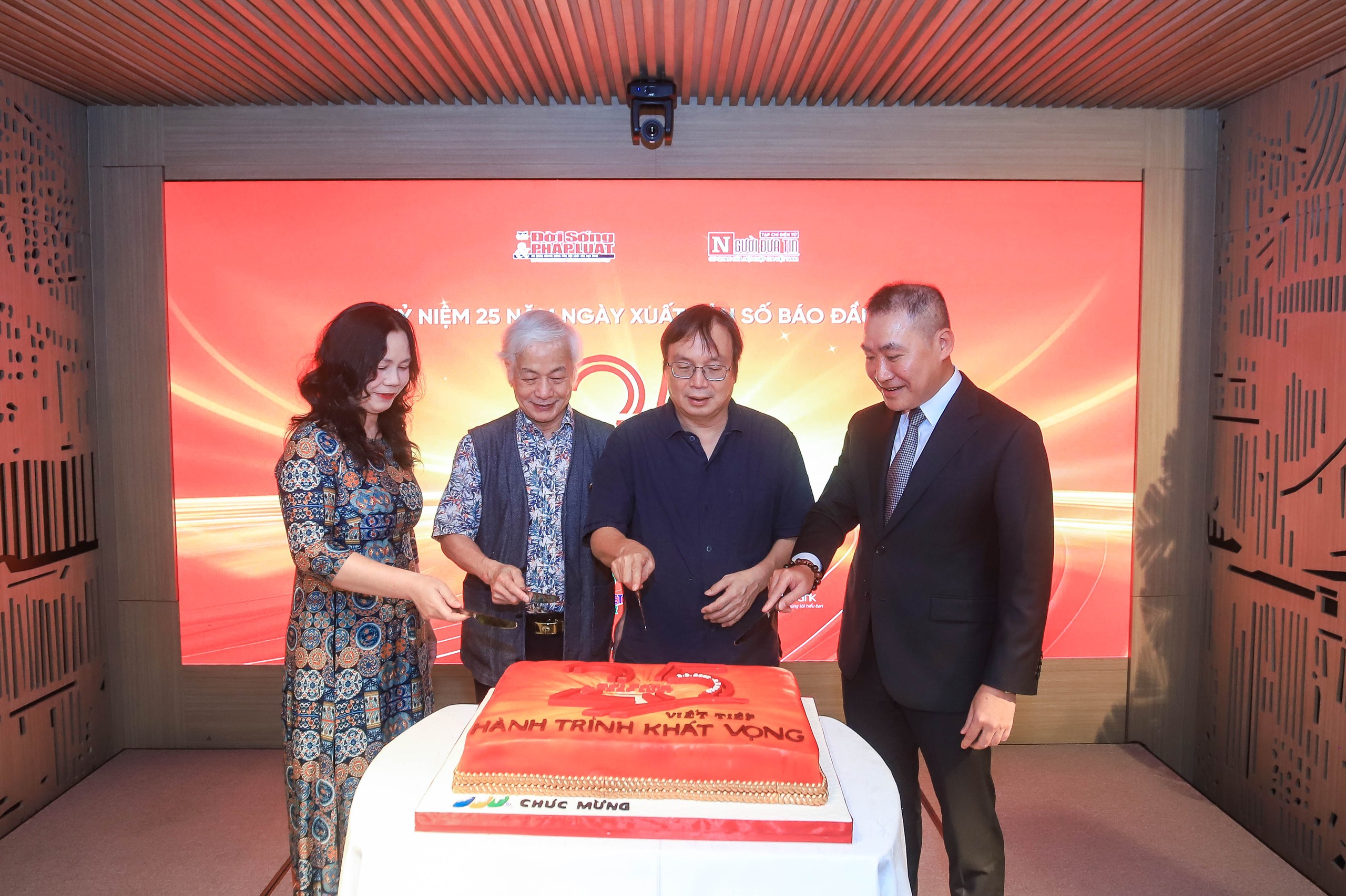 25 năm Đời sống và Pháp luật: Tri ân quá khứ, bàn chuyện tương lai - Ảnh 8.