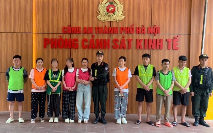 Triệt Phá Ổ Nhóm Mở Tài Khoản Ngân Hàng Trái Phép Từ Thông Tin Cá Nhân Ở Hà Nội