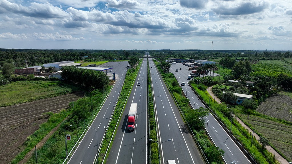 Biên Hòa - Long Khánh - Đồng Xoài: Trục tam giác phát triển mới tại Đồng Nai- Ảnh 3.