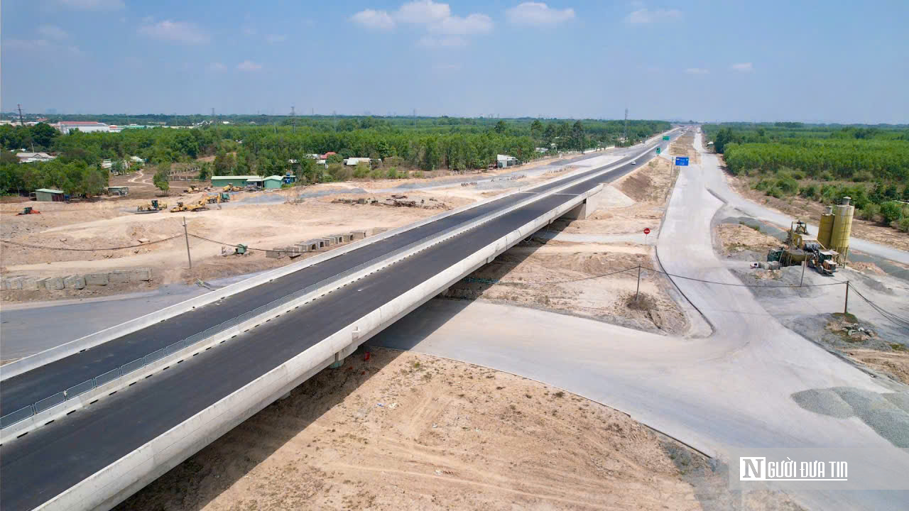 V&agrave;nh đai 3 qua Đồng Nai tăng tốc về đ&iacute;ch, diện mạo tuyến đường dần th&agrave;nh h&igrave;nh- Ảnh 3.