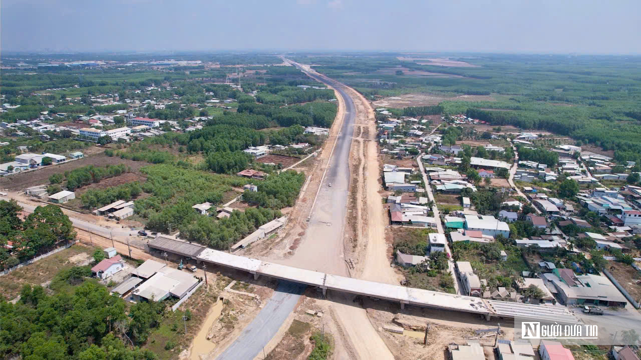 V&agrave;nh đai 3 qua Đồng Nai tăng tốc về đ&iacute;ch, diện mạo tuyến đường dần th&agrave;nh h&igrave;nh- Ảnh 10.