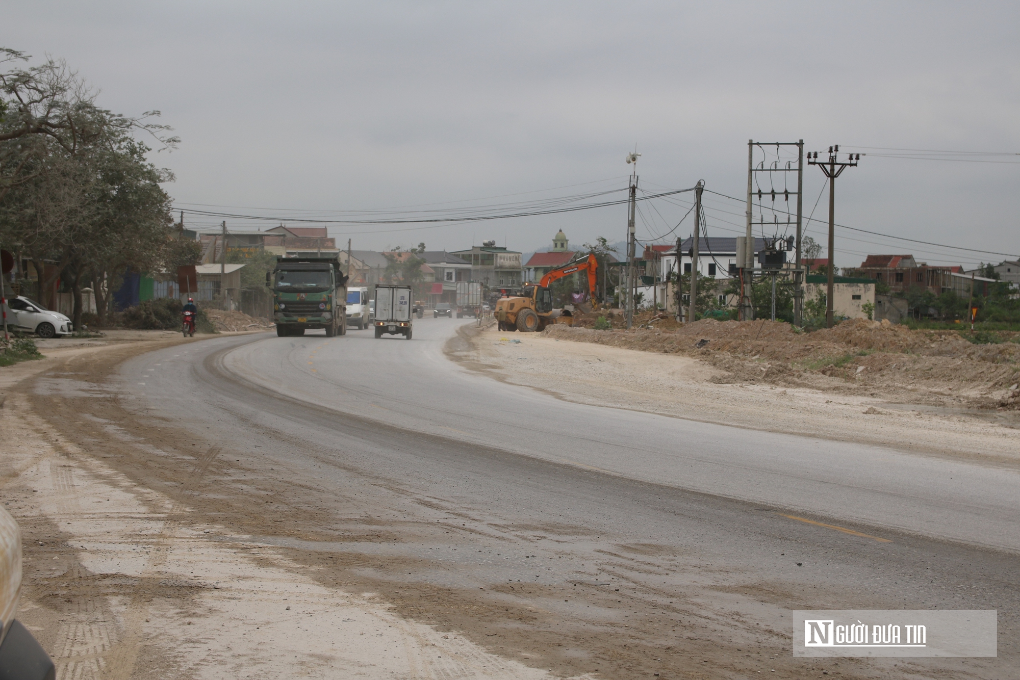 Tháo gỡ vướng mắc, đẩy nhanh tiến độ các công trình giao thông trọng điểm- Ảnh 1.