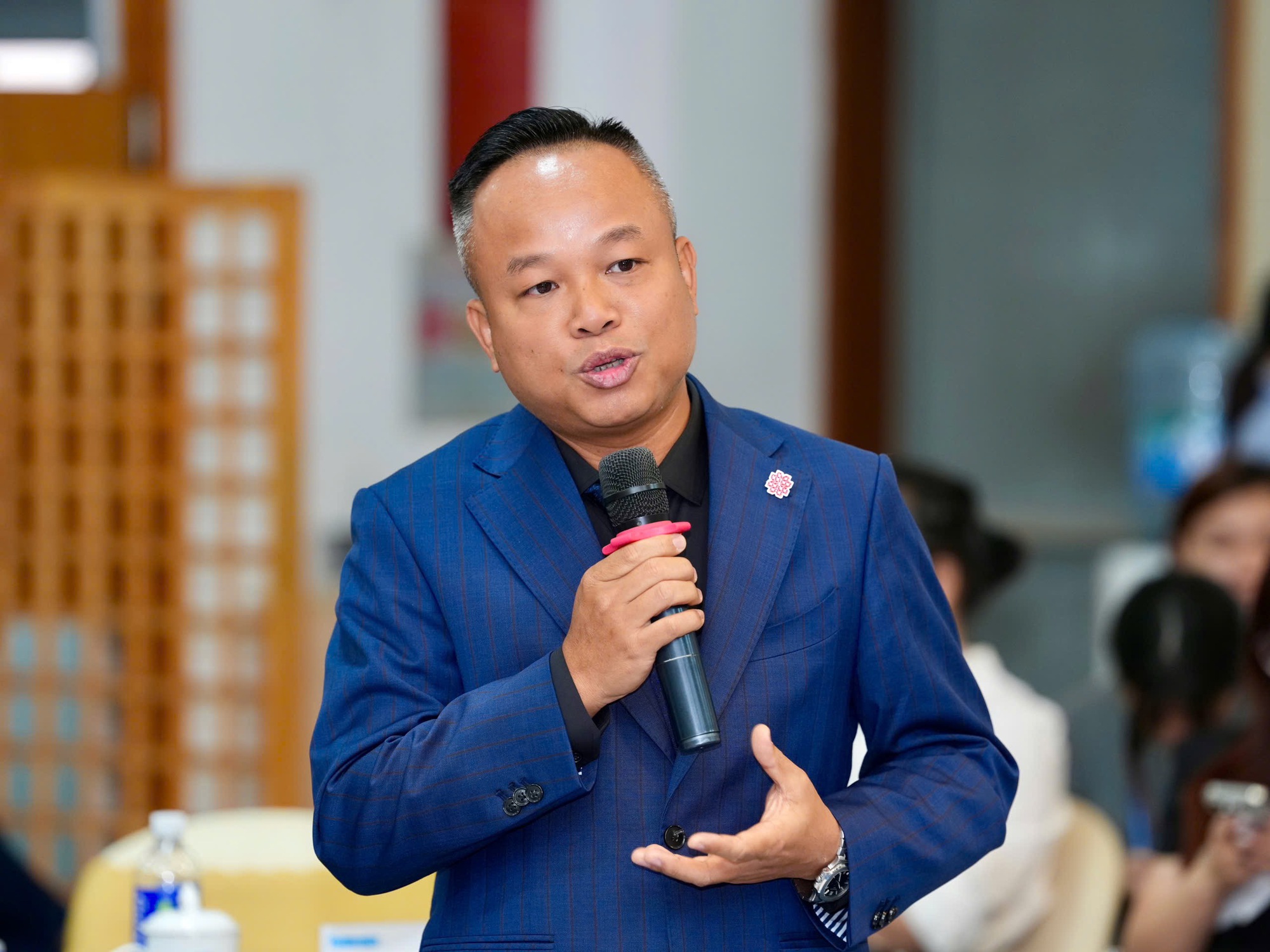 Siết tín dụng bất động sản: Kiểm soát rủi ro sao cho không triệt tiêu động lực tăng trưởng?- Ảnh 3.