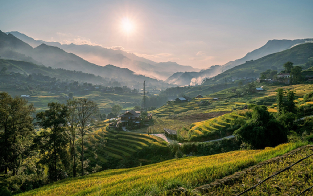 Dịp lễ giỗ tổ v&agrave; 30/4 &ndash; 1/5 n&agrave;y, bỏ phố l&ecirc;n Sa Pa: nơi mỗi bước ch&acirc;n l&agrave; một khung h&igrave;nh &ldquo;đẹp nhất thế giới&rdquo;- Ảnh 2.