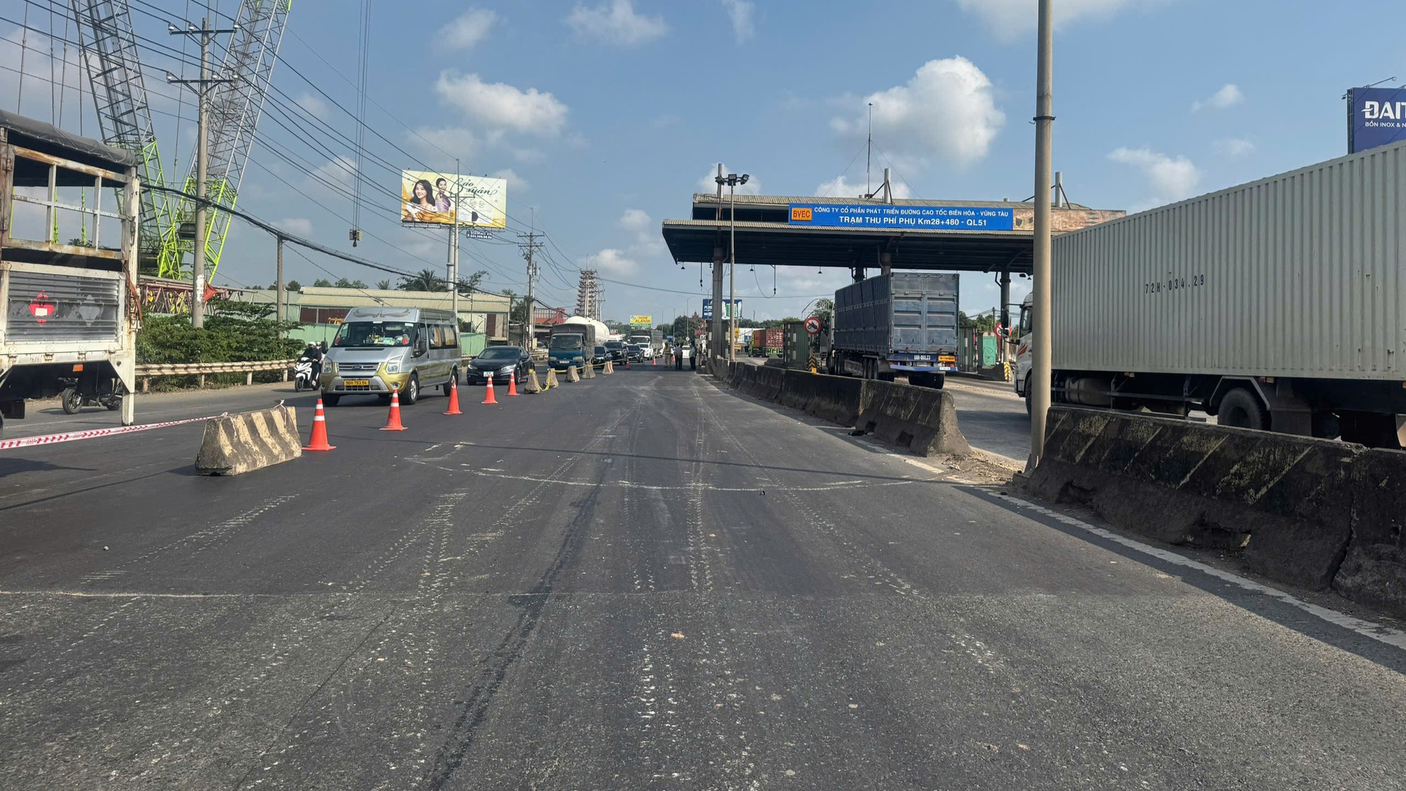 Tháo dỡ trạm thu phí “án ngữ” trên QL51, trả lại mặt đường thông thoáng cho cửa ngõ Đồng Nai- Ảnh 16.