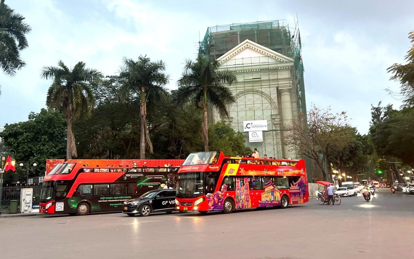 KDI Holdings Thúc Đẩy Du Lịch Bền Vững Tại Nha Trang Với Xe Buýt 2 Tầng Và Bảo Tồn Biển