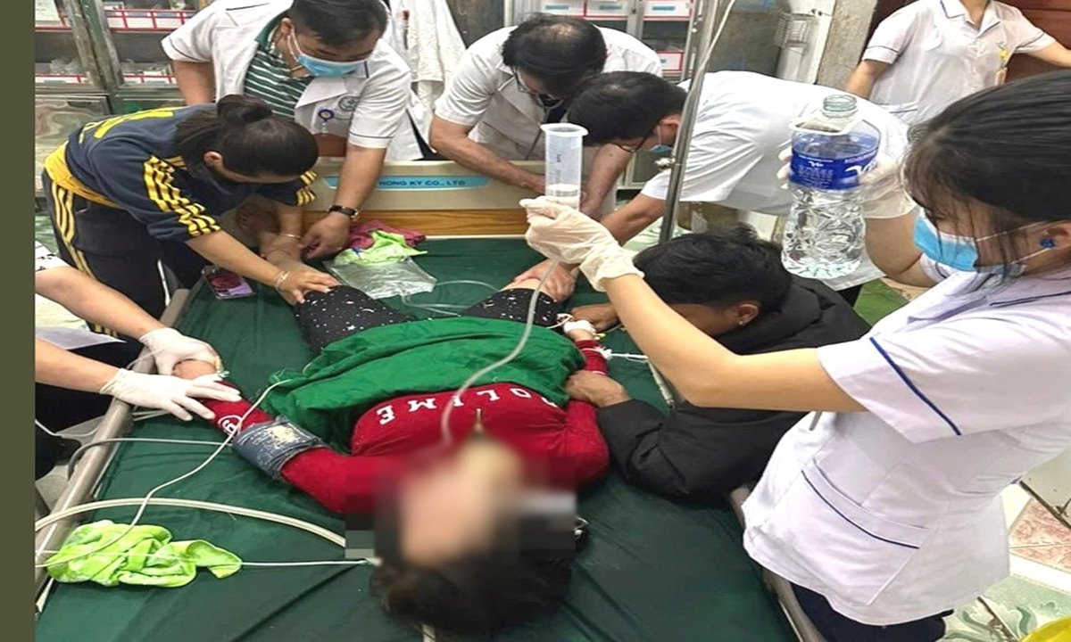 Người phụ nữ 27 tuổi suýt mất mạng vì ăn nhầm lá ngón - Ảnh 1.