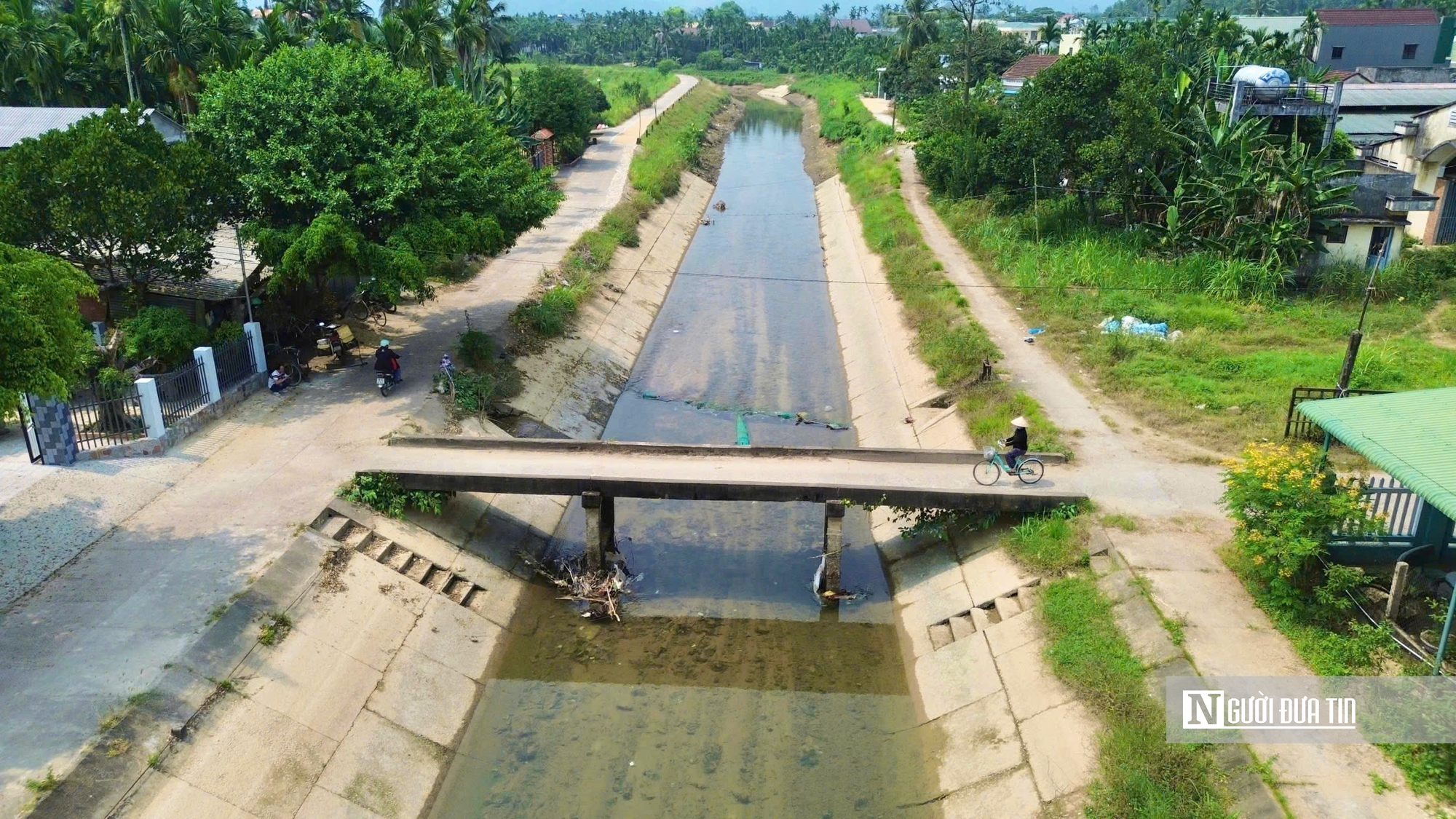 Dân sống bất an bên dòng kênh “trắng” hộ lan- Ảnh 3.