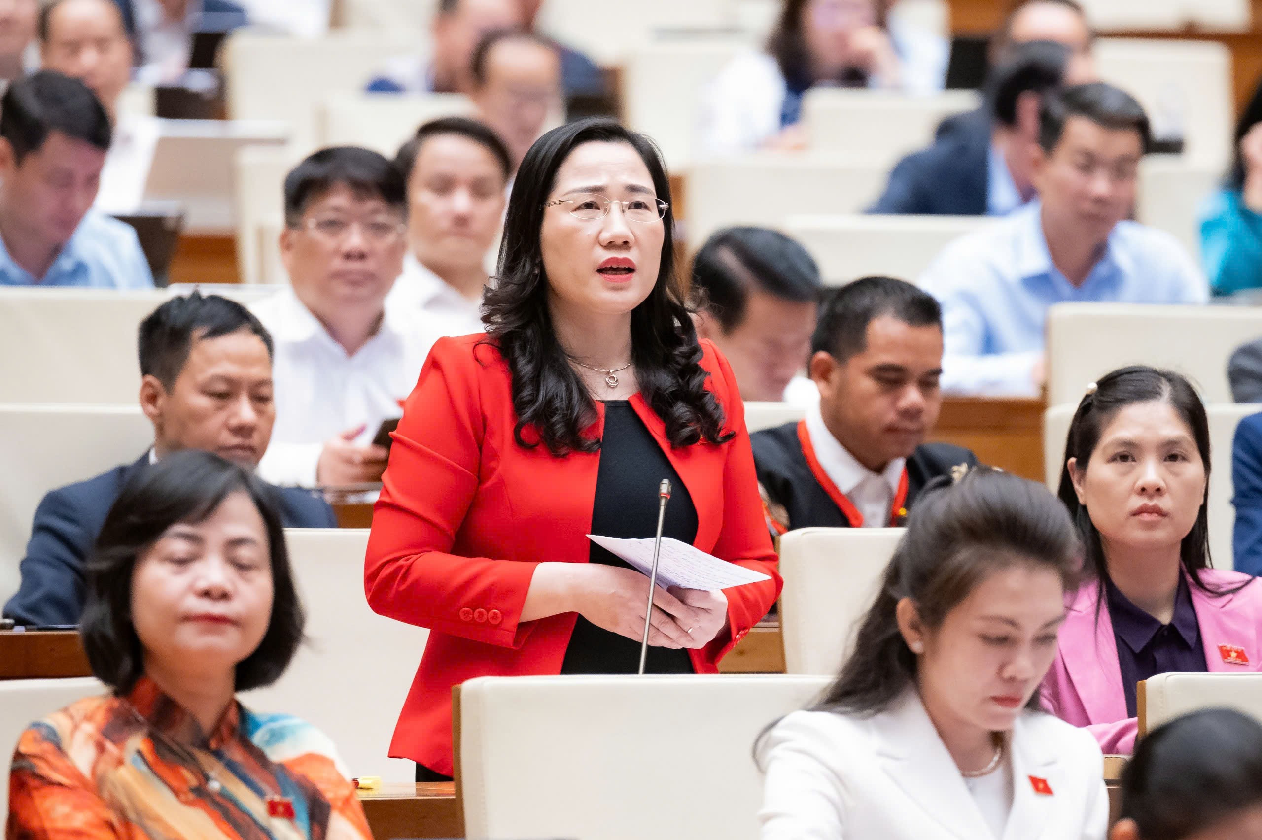 ĐBQH đề nghị nghiêm cấm xếp chương trình học liên kết xen kẽ giờ chính khoá- Ảnh 1.