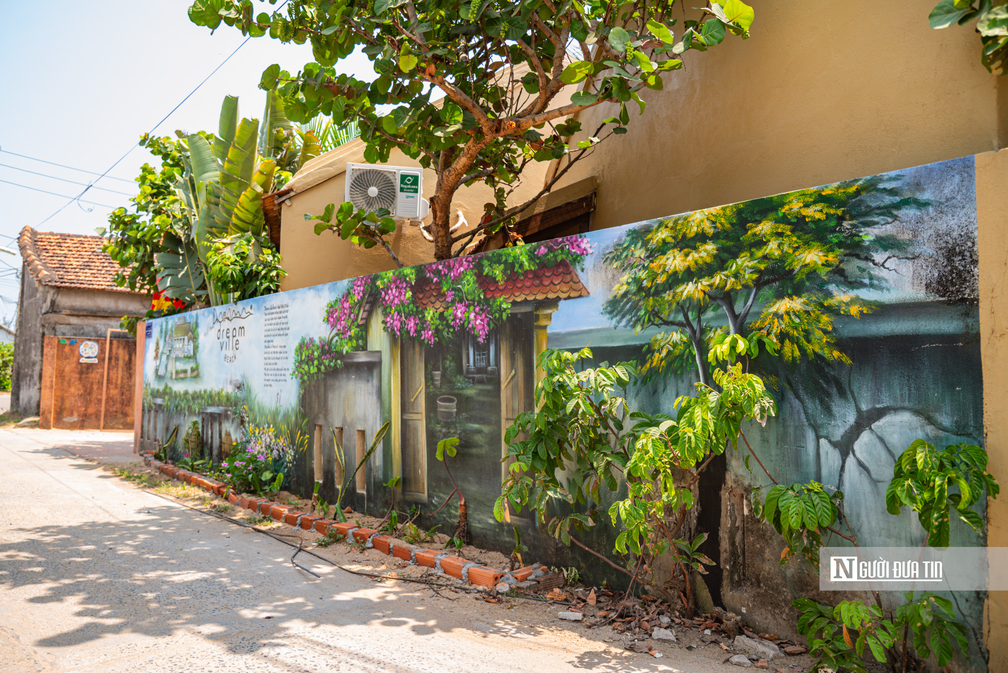 Ng&ocirc;i l&agrave;ng m&aacute;i đỏ ở Đắk Lắk trong &ldquo;Hẹn em ng&agrave;y nhật thực&rdquo; h&uacute;t kh&aacute;ch- Ảnh 19.