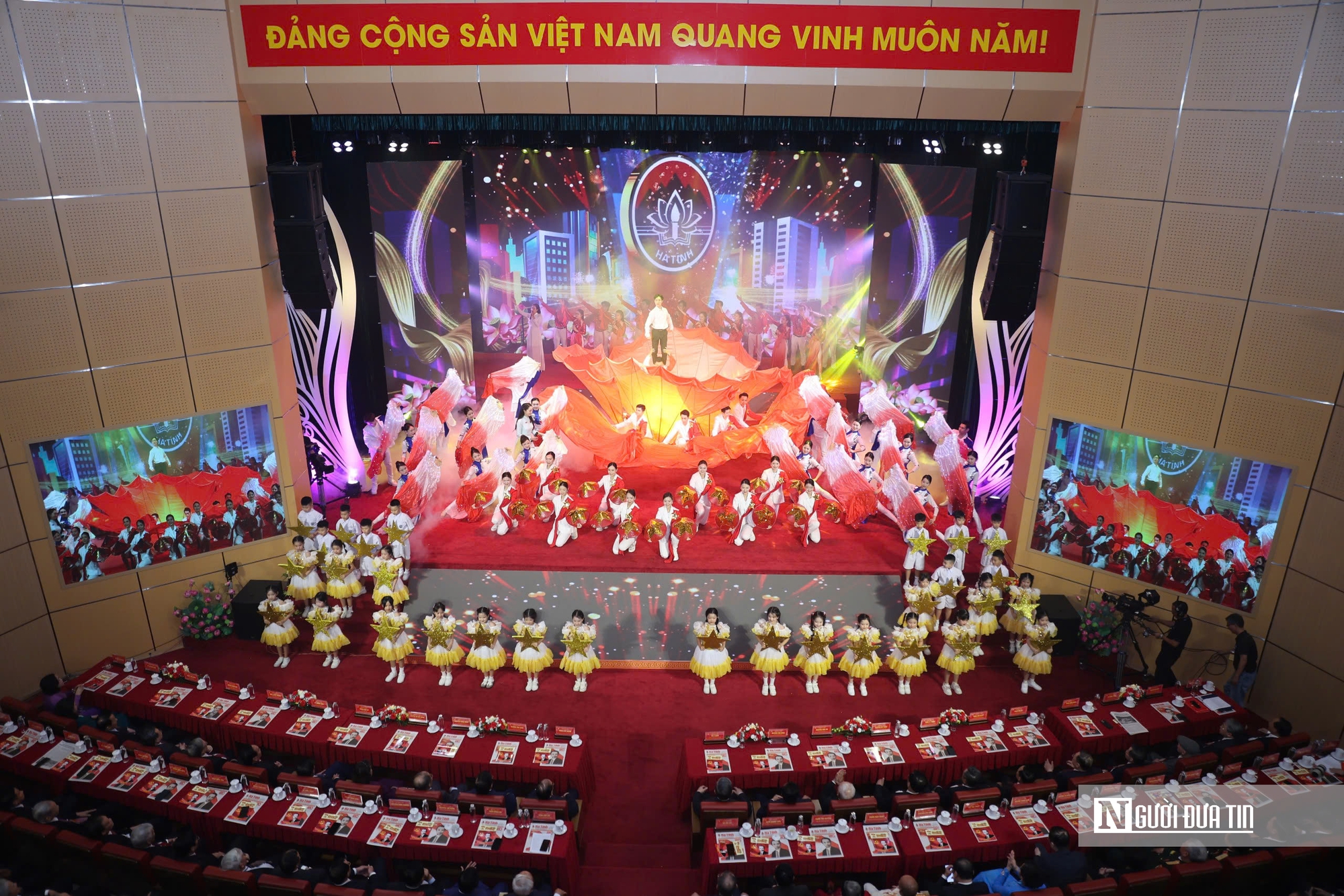 Tổng B&iacute; thư, Chủ tịch nước T&ocirc; L&acirc;m dự Lễ kỷ niệm 120 năm Ng&agrave;y sinh Tổng B&iacute; thư H&agrave; Huy Tập - Ảnh 1.