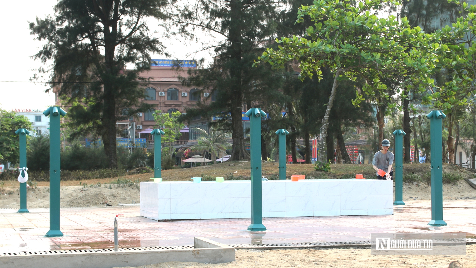 Cửa L&ograve; gấp r&uacute;t "thay &aacute;o mới" sẵn s&agrave;ng đ&oacute;n kh&aacute;ch m&ugrave;a du lịch biển- Ảnh 8.