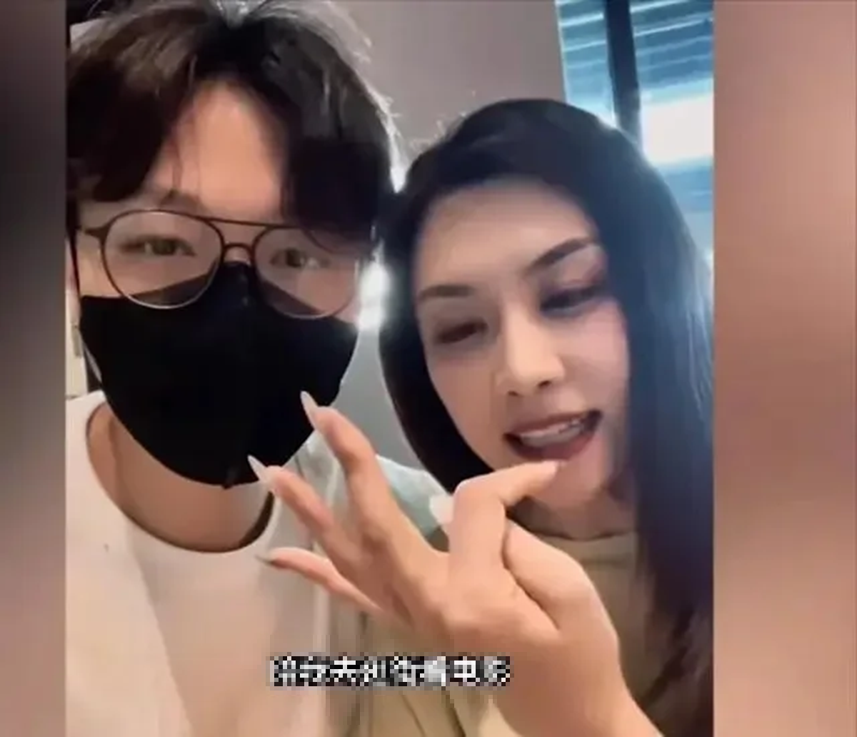 Gặp lại nhau sau 8 năm kể từ lần xem mắt, cặp đôi liền đưa nhau đi đăng ký kết hôn ngay - Ảnh 2.