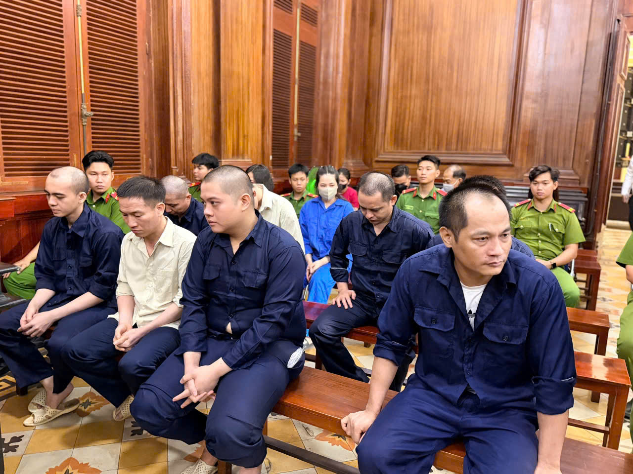 Rõ thủ đoạn “phù phép” 500 xe gian của chủ cửa hàng xe máy Tân Tiến- Ảnh 1.