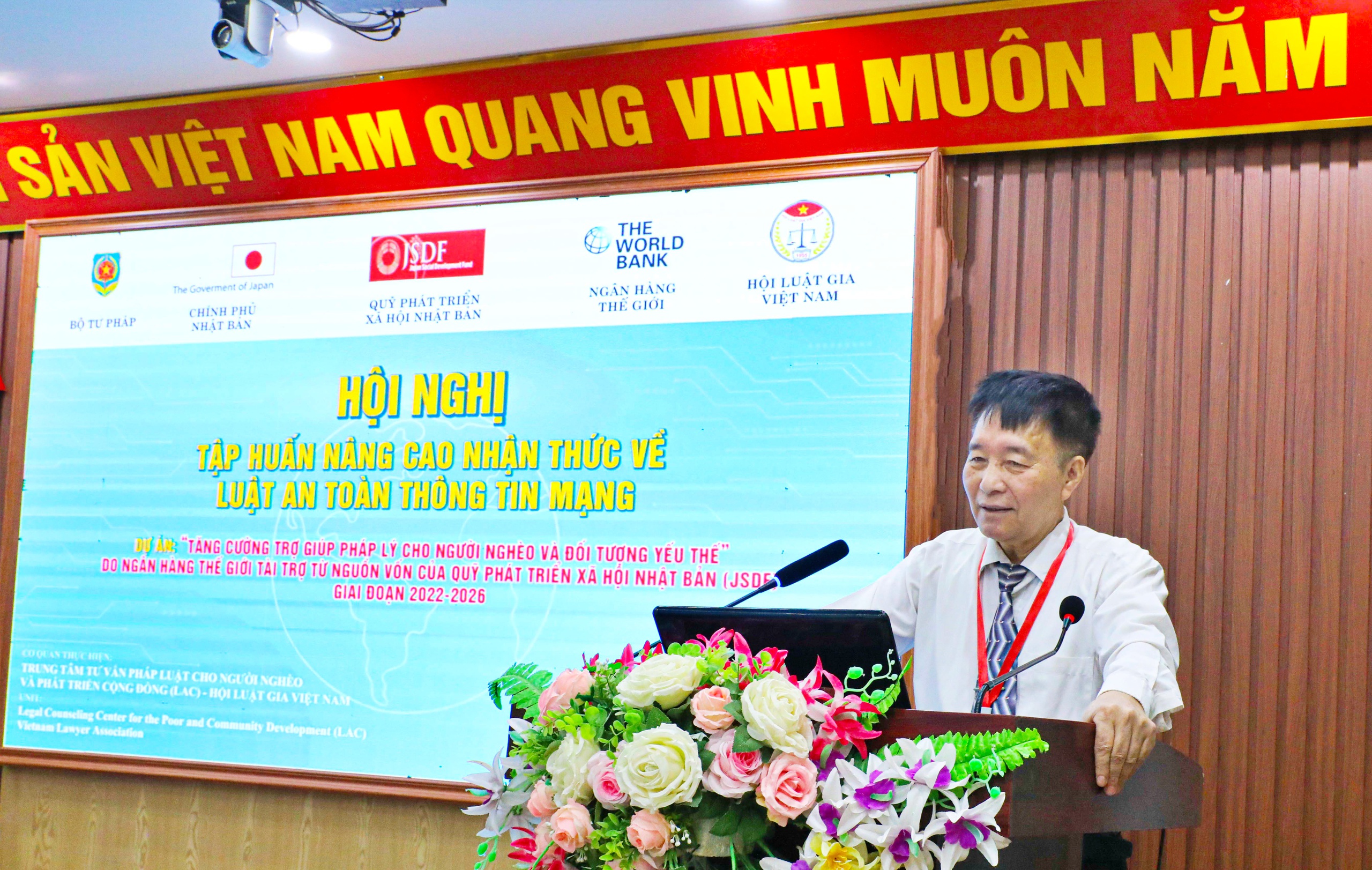 Nâng cao nhận thức pháp luật về thông tin mạng cho người dân vùng cao Điện Biên- Ảnh 2.