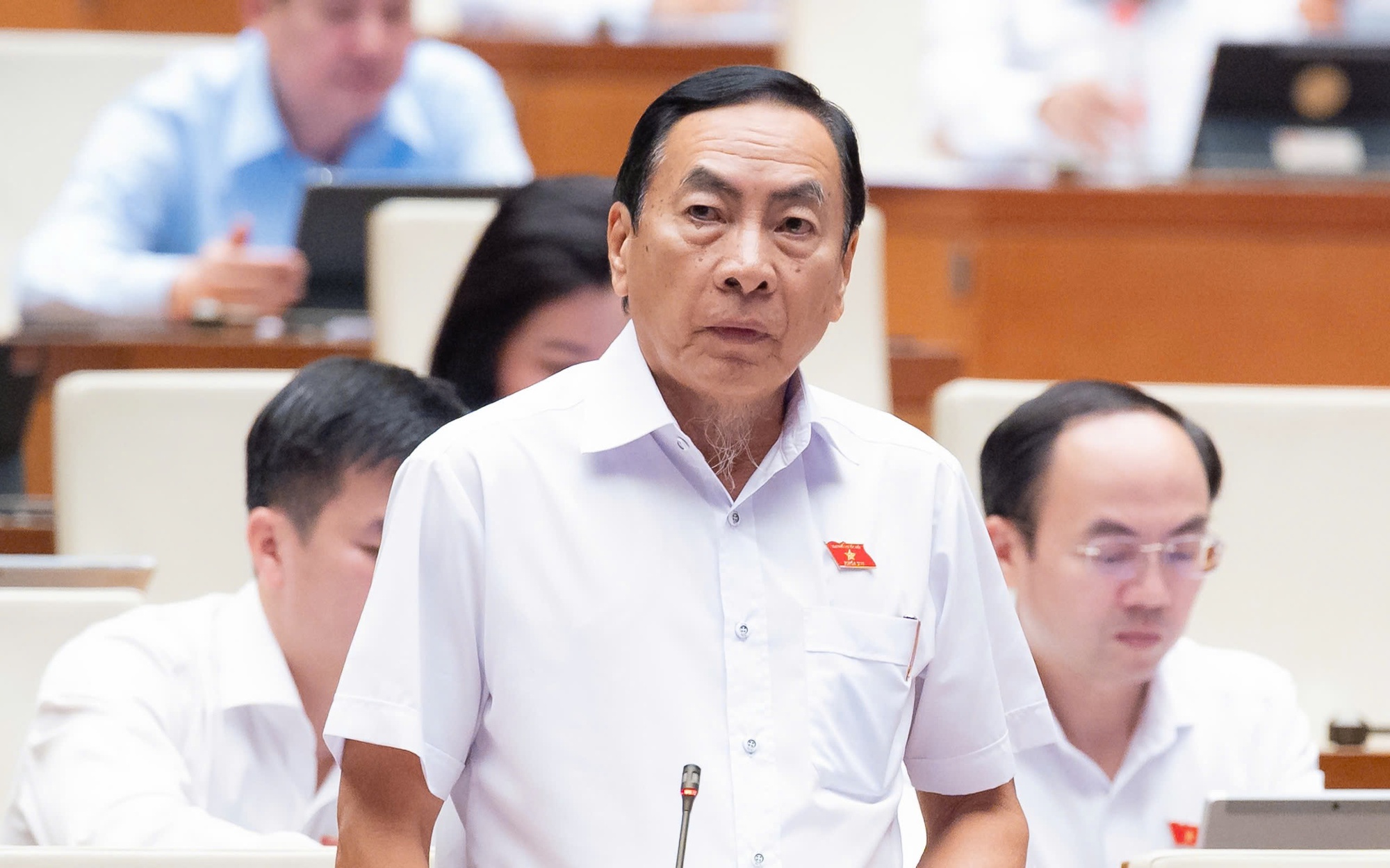 Quốc hội thảo luận chế độ chính sách cho luật sư công, nhiều ý kiến về tính hợp lý