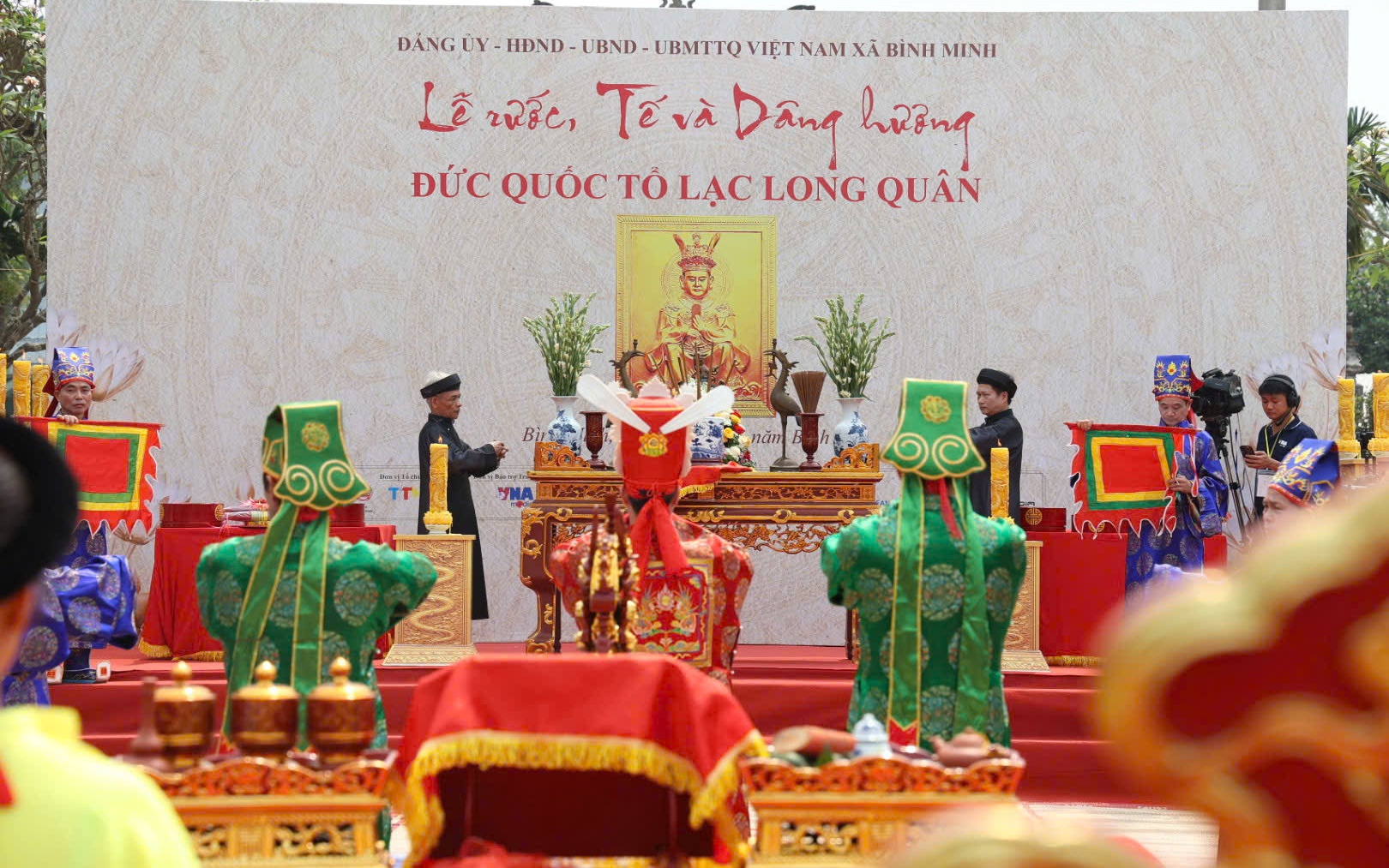 Lễ rước, tế và dâng hương Quốc Tổ Lạc Long Quân tại Lễ hội Bình Đà 2026