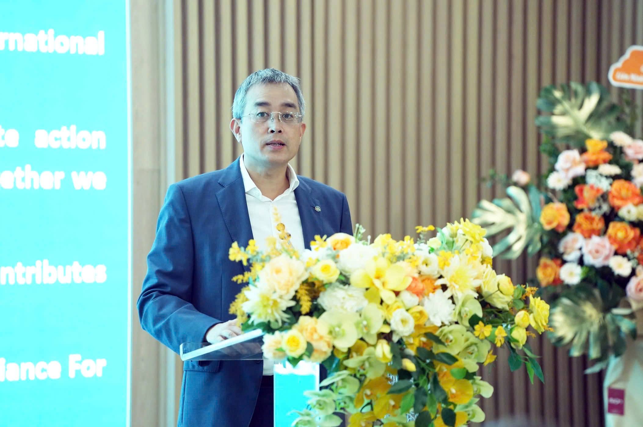 Vietnam Airlines ra mắt 