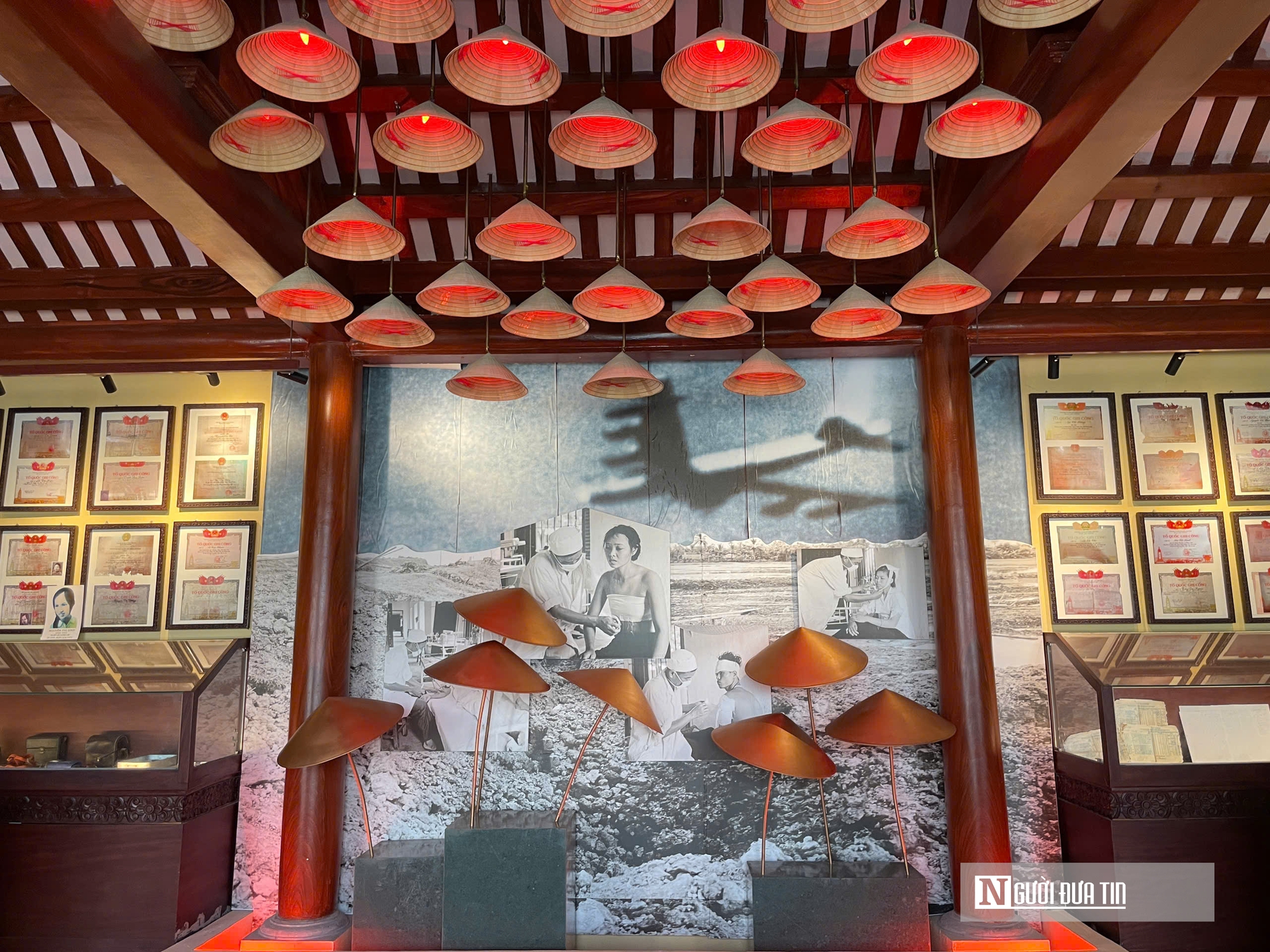 K&yacute; ức kh&ocirc;ng thể qu&ecirc;n về 64 gi&aacute;o vi&ecirc;n v&agrave; học sinh ng&atilde; xuống tr&ecirc;n c&ocirc;ng trường đắp đ&ecirc; s&ocirc;ng M&atilde;  - Ảnh 4.