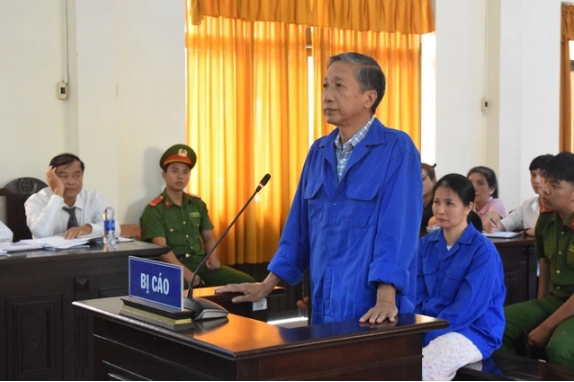 V&igrave; sao c&aacute;c đại gia sập bẫy lừa mua đất rừng của cựu Trưởng c&ocirc;ng an Tp.Ph&uacute; Quốc l&ecirc;n đến 67 tỷ đồng? - Ảnh 1.