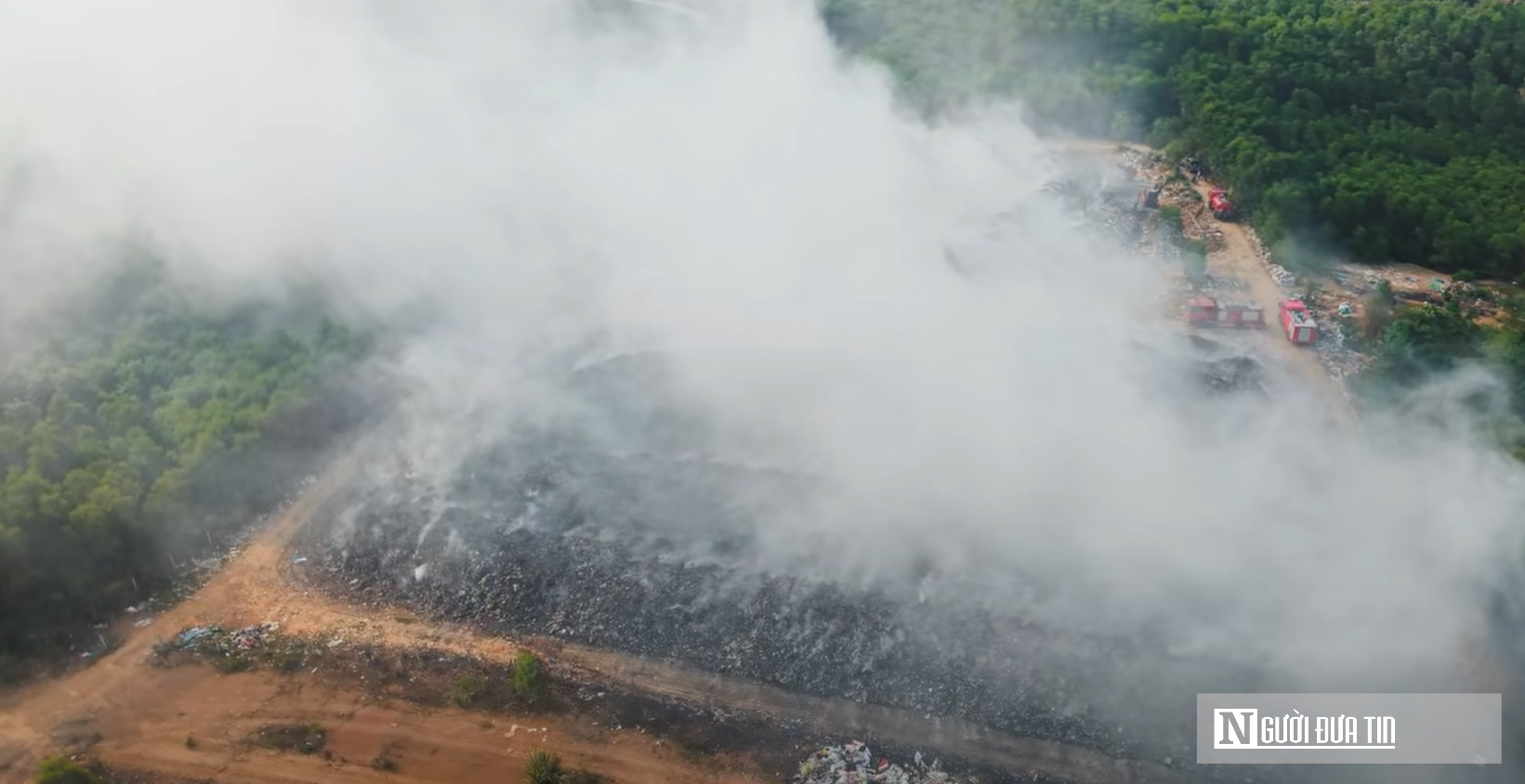 B&atilde;i r&aacute;c lớn ch&aacute;y nhiều ng&agrave;y &ldquo;đe doạ&rdquo; cuộc sống người d&acirc;n- Ảnh 4.