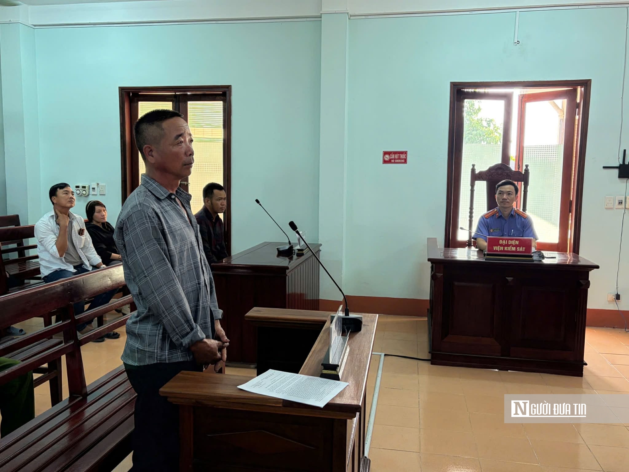 Uống rượu bia rồi g&acirc;y tai nạn chết người, nam bị c&aacute;o ở Huế lĩnh &aacute;n- Ảnh 1.