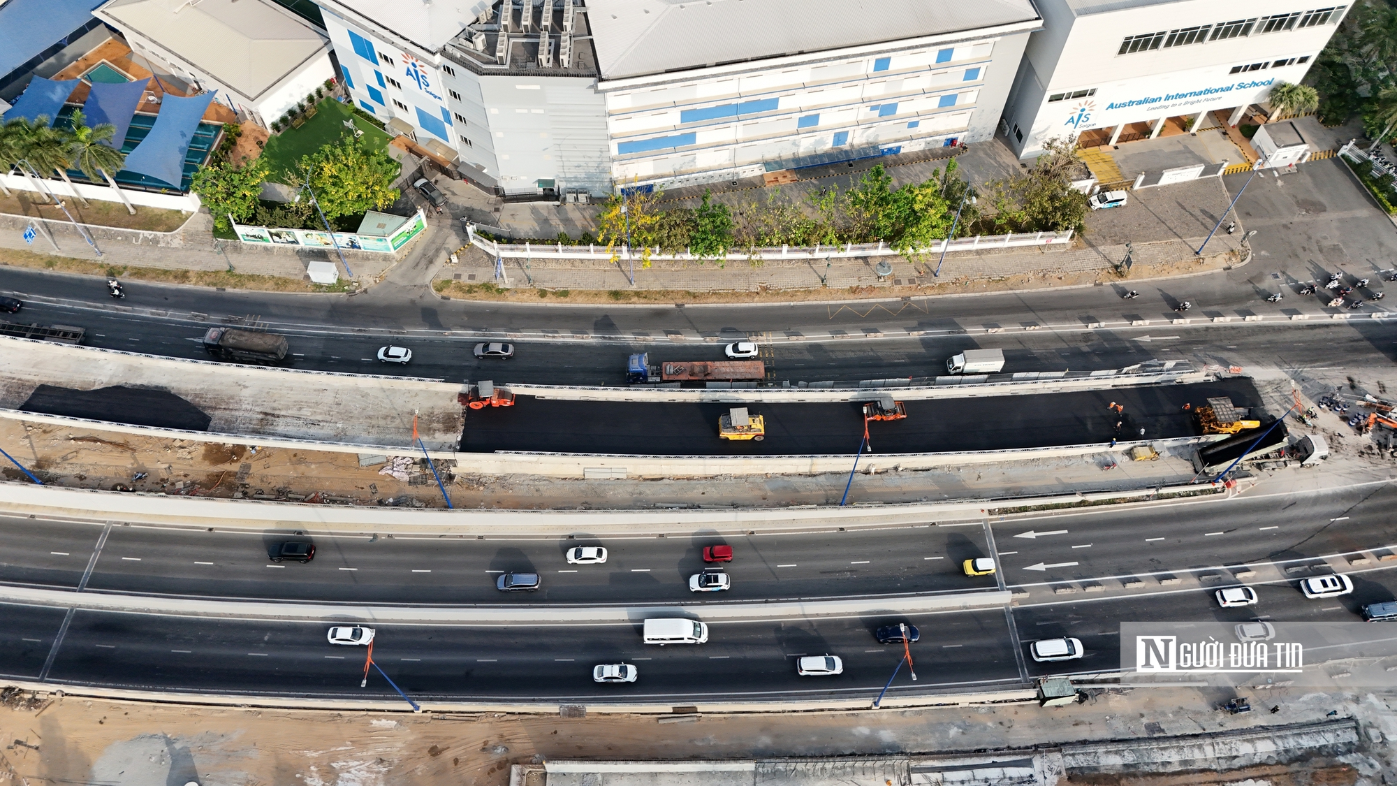 Tp.HCM: Hạng mục lớn thứ 4 ở n&uacute;t giao th&ocirc;ng An Ph&uacute; đ&atilde; trải nhựa đường, sẵn s&agrave;ng th&ocirc;ng xe v&agrave;o 30/4 - Ảnh 1.