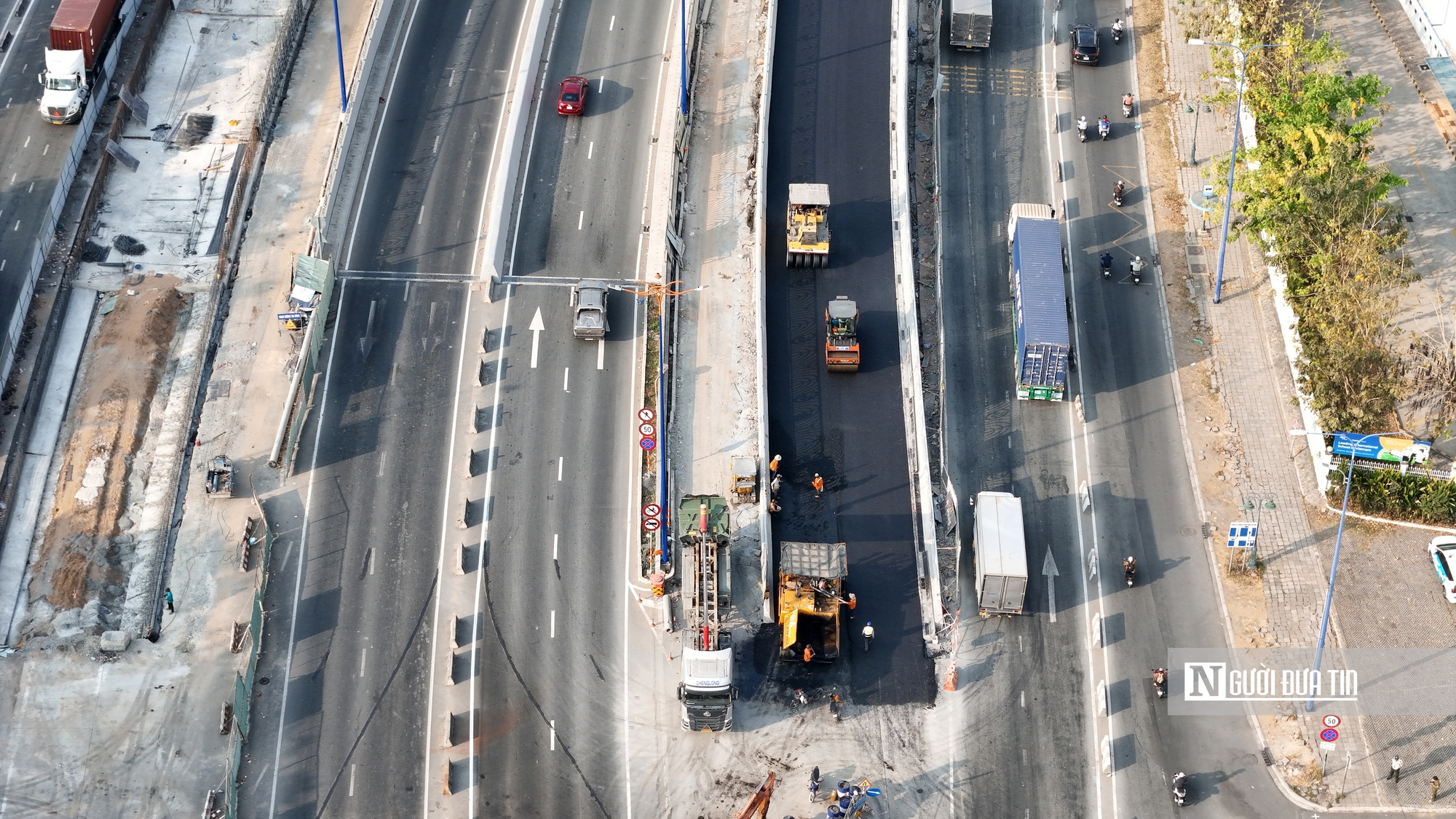 Tp.HCM: Hạng mục lớn thứ 4 ở n&uacute;t giao th&ocirc;ng An Ph&uacute; đ&atilde; trải nhựa đường, sẵn s&agrave;ng th&ocirc;ng xe v&agrave;o 30/4 - Ảnh 2.