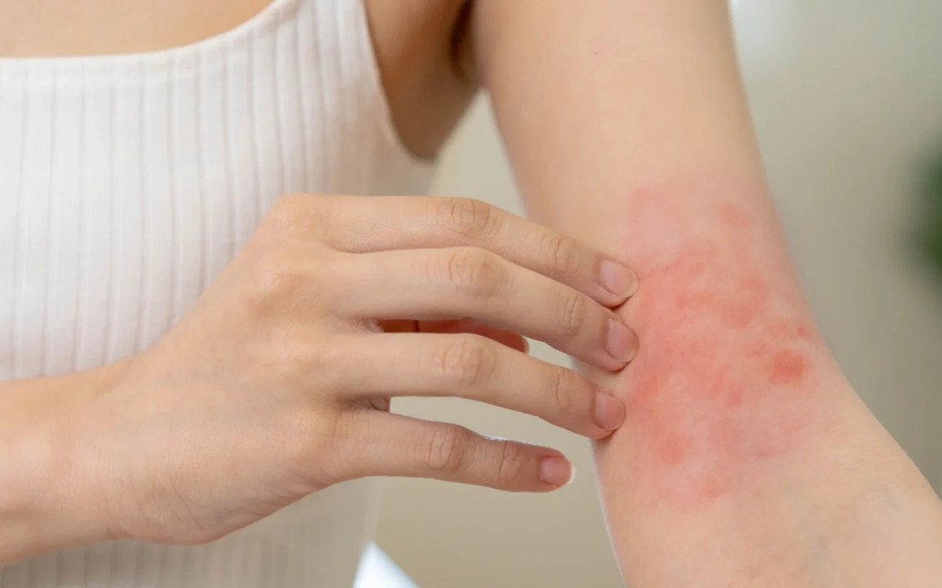 Ly c&agrave; ph&ecirc; đắt nhất thế giới 25 triệu đồng c&oacute; g&igrave; đặc biệt? - Ảnh 2.