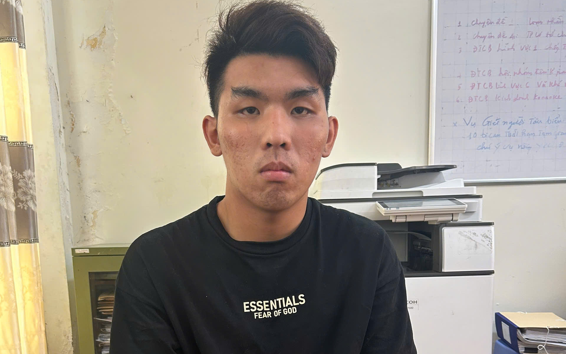 An Giang: Khởi tố, tạm giam nghi phạm giết hai người vì mâu thuẫn tình cảm tại Phú Quốc