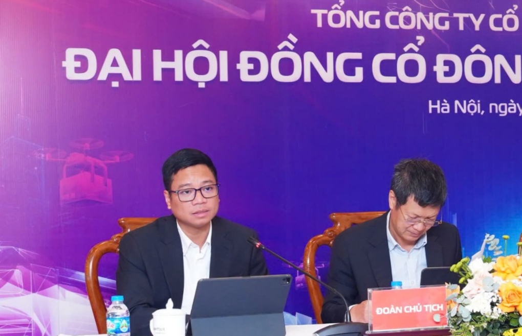 ĐHĐCĐ Viettel Post: Mục tiêu doanh thu giảm, bắt tay với 