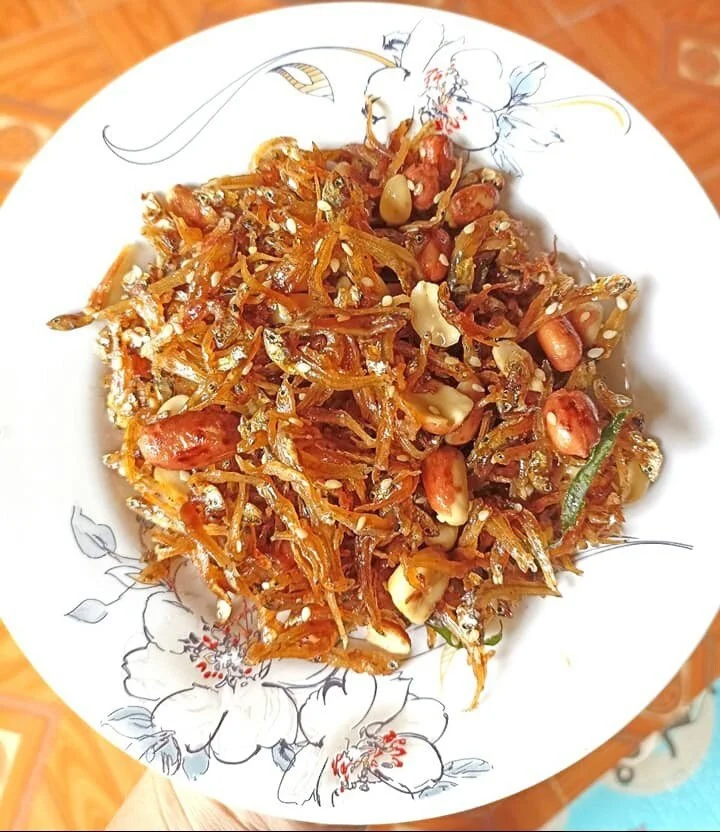 Đặc sản quý mỗi năm chỉ có một mùa, rất giàu canxi, từ già tới trẻ ai cũng mê - Ảnh 2.