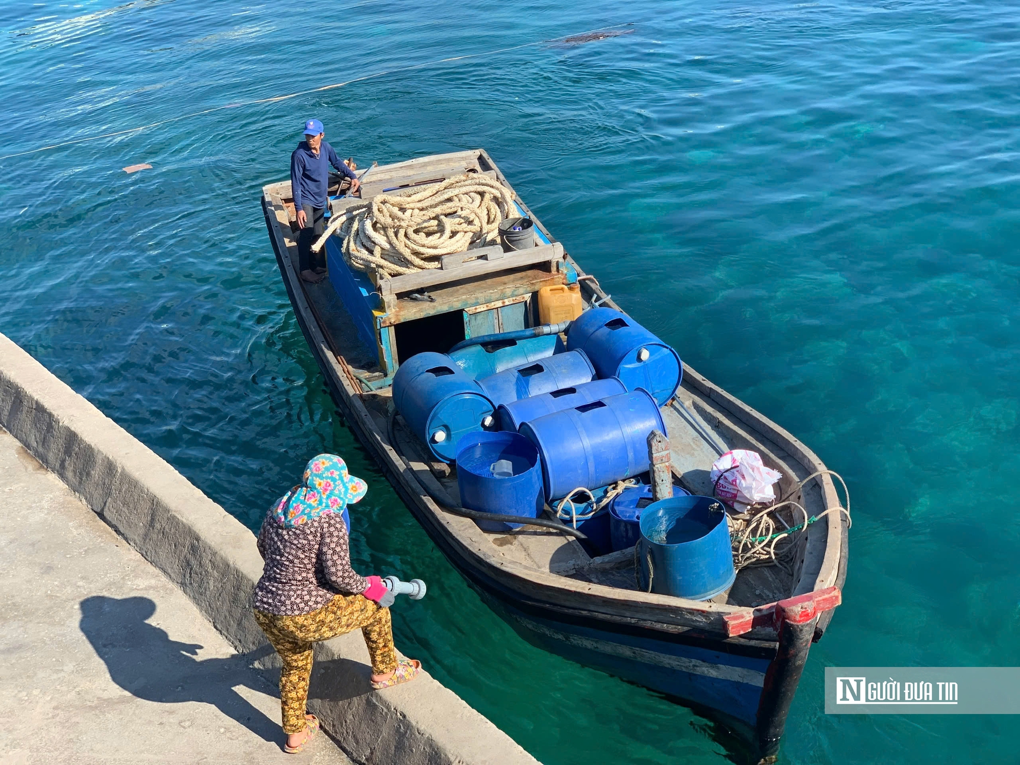 Nắng gắt k&eacute;o d&agrave;i, người d&acirc;n tr&ecirc;n đảo L&yacute; Sơn lo "kh&aacute;t nước" sinh hoạt, sản xuất- Ảnh 4.