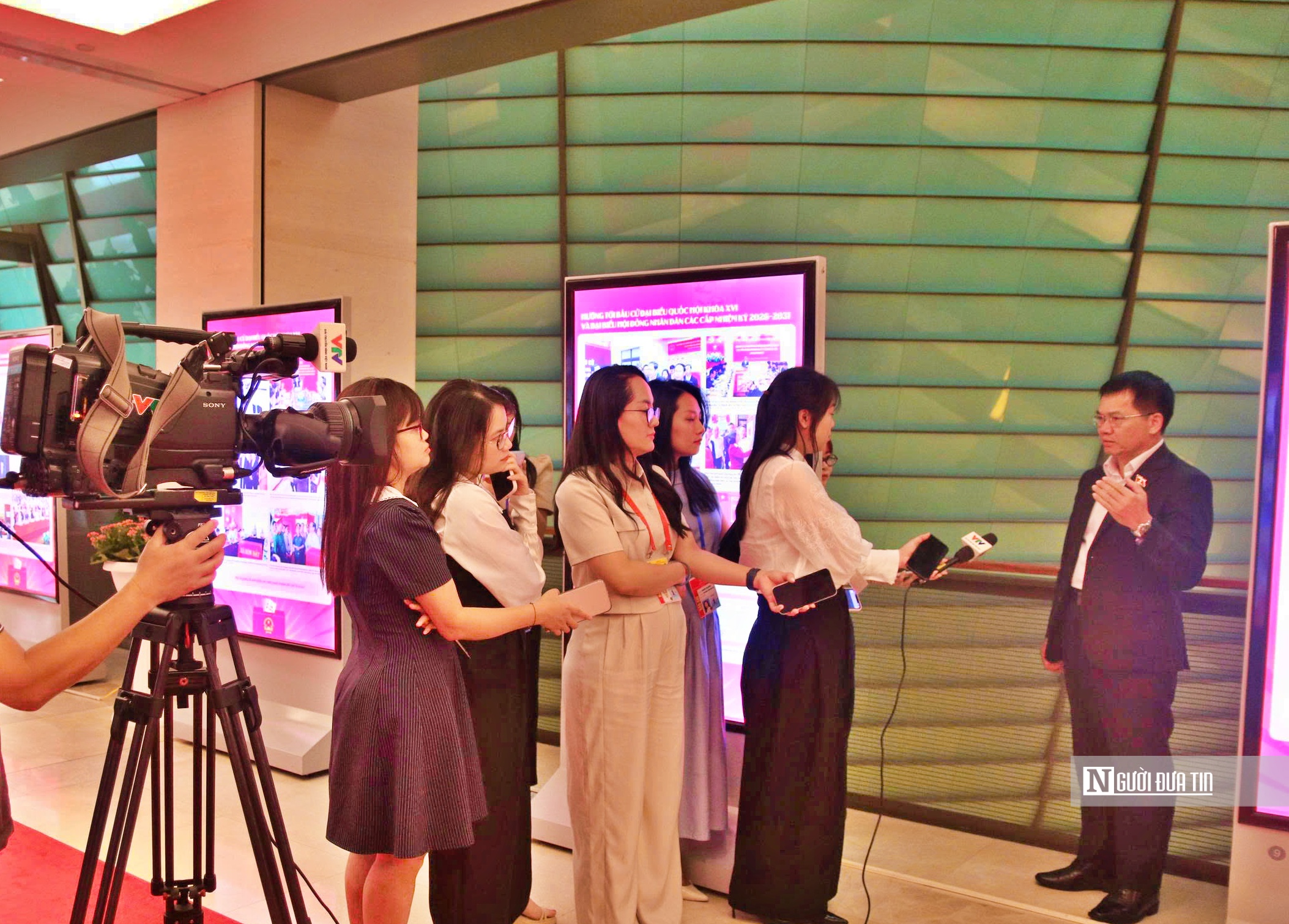 Dấu ấn Kỳ họp thứ Nhất: Kiện toàn nhân sự cấp cao, bước khởi đầu mang tính quyết định - Ảnh 5.